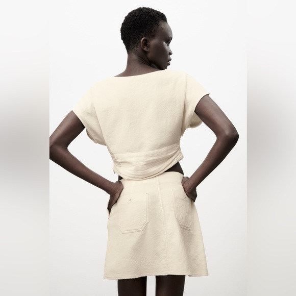 ***HOST PICK!!!*** NWT Zara Contrast Topstitching Mini Skirt - Size large Cream - Picture 7 of 9